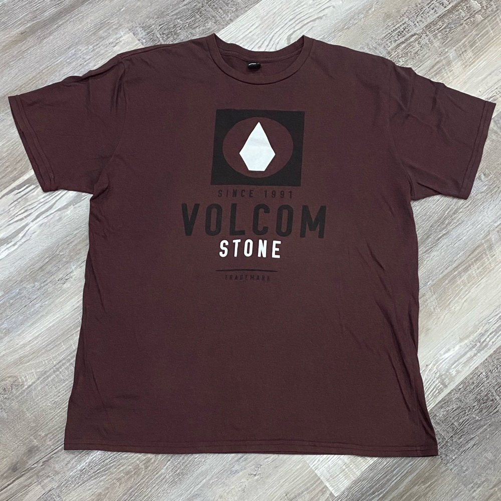 Volcom - Men’s T-shirt - Size XL - Burgundy